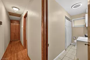 673 Knollwood Dr, Green, OH 44685 - Photo 19