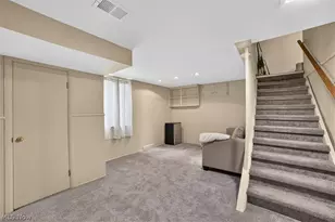 673 Knollwood Dr, Green, OH 44685 - Photo 25