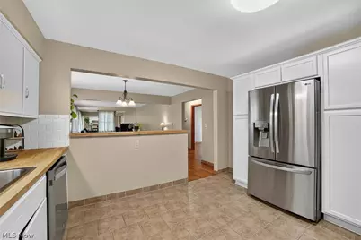 673 Knollwood Drive, Green, OH 44685 - Photo 13