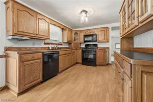 3140 Rusty Ave SW, Canton, OH 44706 - Photo 7