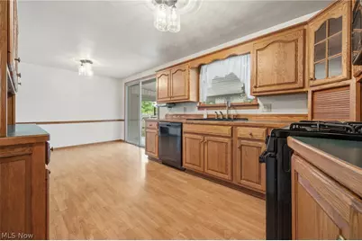 3140 Rusty Avenue SW, Canton, OH 44706 - Photo 9