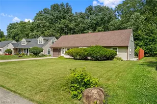 644 Irving Park Blvd, Sheffield Lake, OH 44054 - Photo 3
