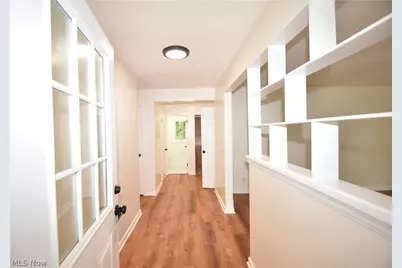 5347 Old Oxford Lane, Youngstown, OH 44512 - Photo 3