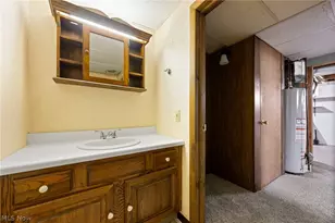 8311 Parkford St NW, Massillon, OH 44646 - Photo 17