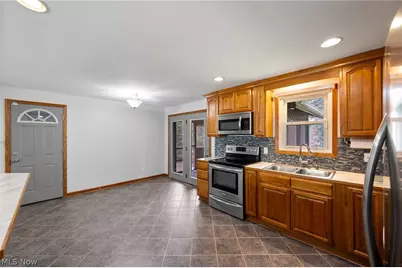 8311 Parkford Street NW, Massillon, OH 44646 - Photo 7