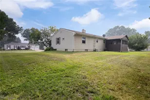 8311 Parkford St NW, Massillon, OH 44646 - Photo 3