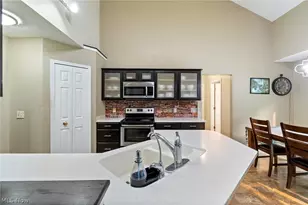 2693 Superior Dr, Uniontown, OH 44685 - Photo 9