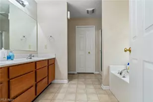 2693 Superior Dr, Uniontown, OH 44685 - Photo 15