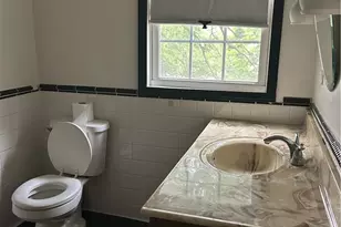 1012 Kling St, Akron, OH 44301 - Photo 15