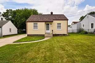 2817 Fletcher Ave NE, Canton, OH 44705 - Photo 1