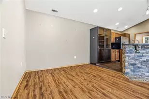 2601 Barnstone Ave SW, Canton, OH 44706 - Photo 7