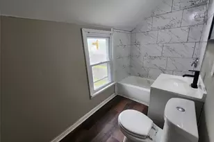 16401 Judson Dr, Loveland, OH 44128 - Photo 9