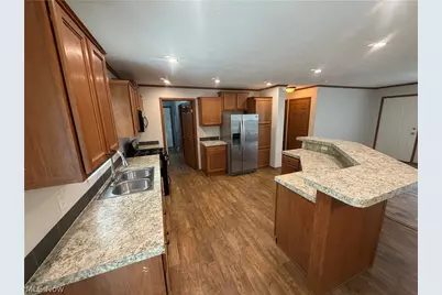 40 Tuckmere Drive, Painesville, OH 44077 - Photo 3
