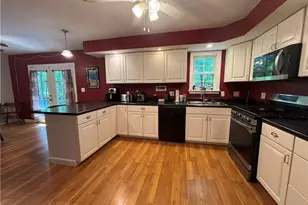 189 Ashtabula Point, Roaming Shores, OH 44084 - Photo 5