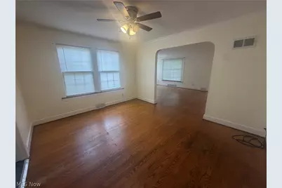 428 W Midlothian Boulevard, Youngstown, OH 44511 - Photo 5
