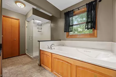 315 Valley Brook Oval, Hinckley, OH 44233 - Photo 23