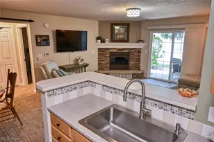3395 Lenox Village Dr, Fairlawn, OH 44333 - Photo 5