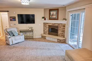 3395 Lenox Village Dr, Fairlawn, OH 44333 - Photo 3