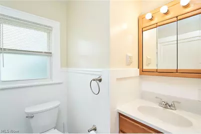 1250 Herberich Avenue, Akron, OH 44301 - Photo 7