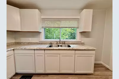 552 Gray Street, Zanesville, OH 43701 - Photo 7