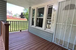 1101 Laurel Ave, Akron, OH 44307 - Photo 3