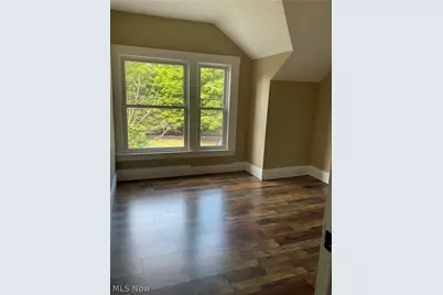 1101 Laurel Avenue, Akron, OH 44307 - Photo 15