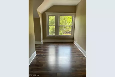 1101 Laurel Avenue, Akron, OH 44307 - Photo 13