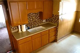 16409 Laverne Ave, Loveland, OH 44135 - Photo 3