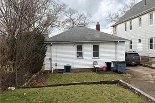 3895 E 151st St, Loveland, OH 44128 - Photo 3