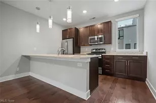 1262 W 70th St, Loveland, OH 44102 - Photo 7