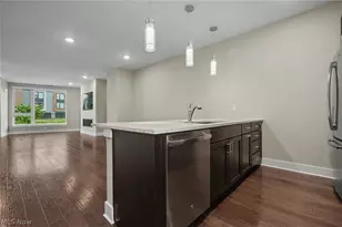1262 W 70th St, Loveland, OH 44102 - Photo 9