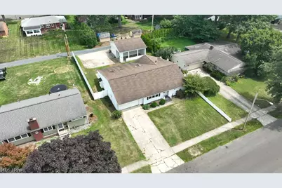 129 S James Street, Dover, OH 44622 - Photo 1