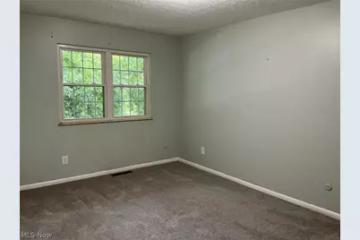 2059 Carlile Drive, Uniontown, OH 44685 - Photo 17