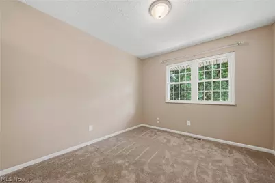 2059 Carlile Drive, Uniontown, OH 44685 - Photo 15