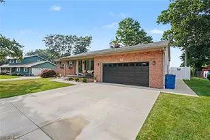 118 Robinwood Dr, New Middletown, OH 44442 - Photo 3