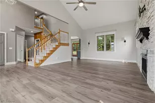 2559 Chadwell Cir NW, North Canton, OH 44720 - Photo 15