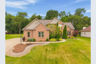 2559 Chadwell Circle NW, North Canton, OH 44720 - Photo 1