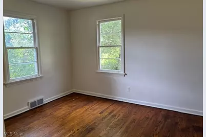 3726 Sunset Boulevard, Youngstown, OH 44502 - Photo 9