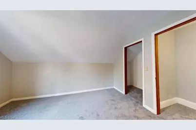 2053 W 95th Street, Loveland, OH 44102 - Photo 29