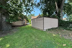 2053 W 95th St, Loveland, OH 44102 - Photo 37