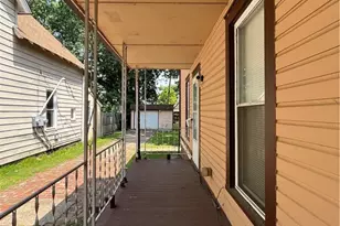 2053 W 95th St, Loveland, OH 44102 - Photo 5