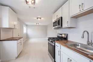 12215 Guardian Blvd, Loveland, OH 44135 - Photo 7