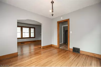 888 Harrison Avenue, Akron, OH 44314 - Photo 7