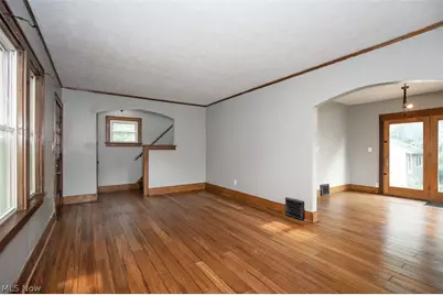 888 Harrison Avenue, Akron, OH 44314 - Photo 5