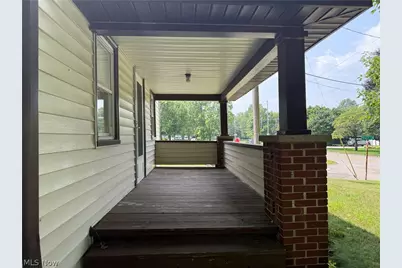 1644 W Mahoning Trumbull Co Line Road, Mineral Ridge, OH 44440 - Photo 11