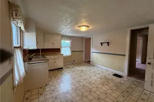 1644 W Mahoning Trumbull Co Line Rd, Mineral Ridge, OH 44440 - Photo 3