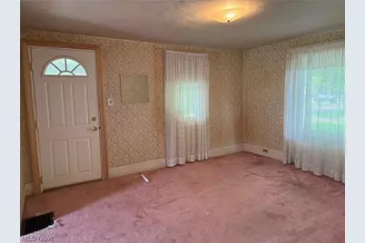 1644 W Mahoning Trumbull Co Line Road, Mineral Ridge, OH 44440 - Photo 9
