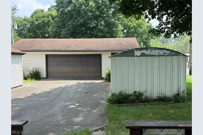 1644 W Mahoning Trumbull Co Line Road, Mineral Ridge, OH 44440 - Photo 17