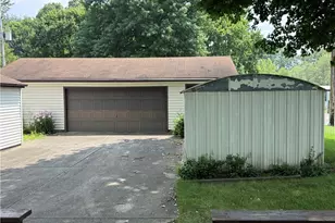 1644 W Mahoning Trumbull Co Line Rd, Mineral Ridge, OH 44440 - Photo 17