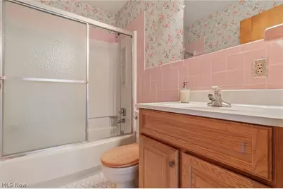 4290 Woodedge Boulevard, New Franklin, OH 44319 - Photo 31